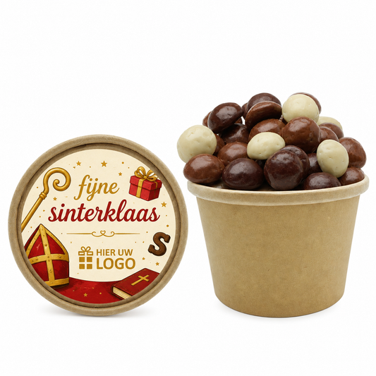 Duurzame biobeker met chocolade pepernoten - inclusief gepersonaliseerde sticker